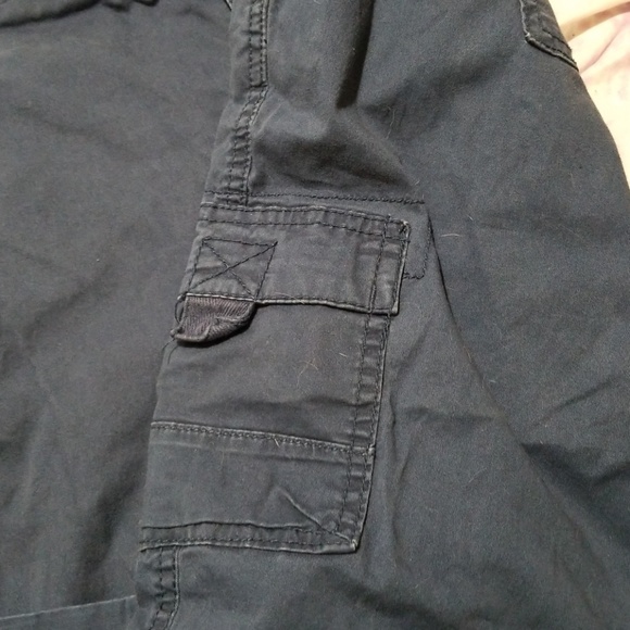 capris - Picture 2 of 3